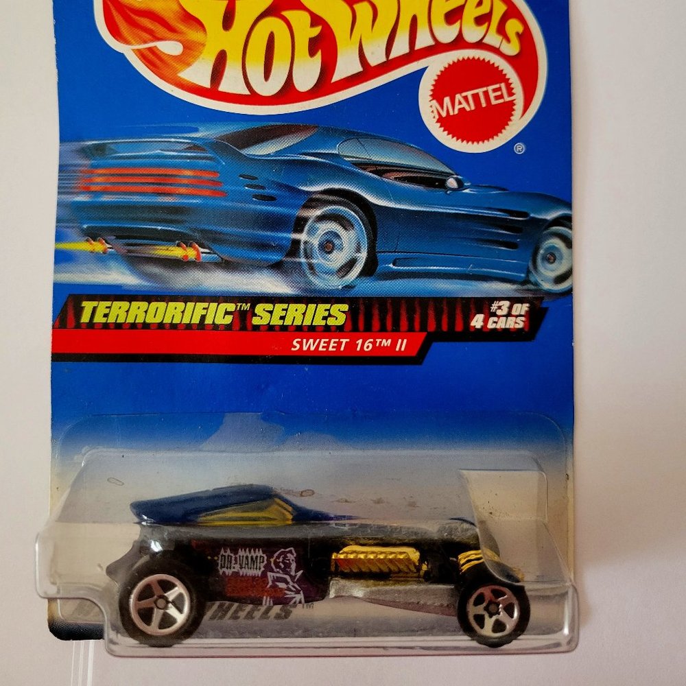 Mattel Hot Wheels Terrorific Series #3 of 4 Cars  -- ITEM #411
